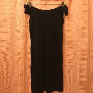 H&M | Off the Shoulder Black Dress